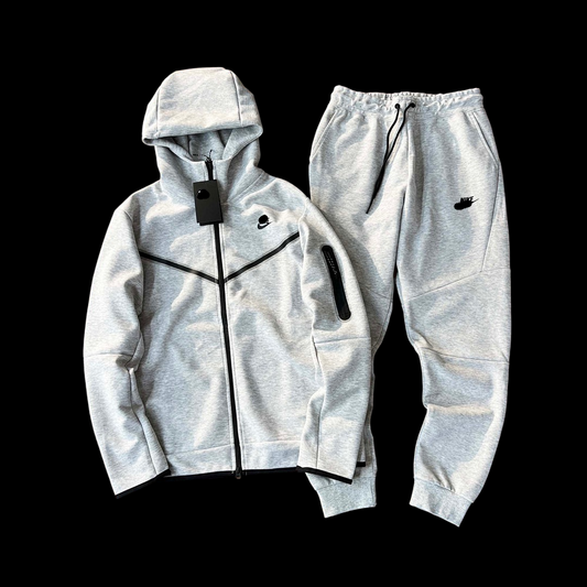 TECH FLEECE GREY